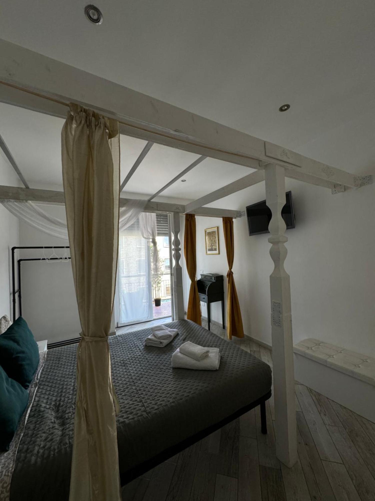 Four Bedroom In The Centre Of The Apartment Mailand
