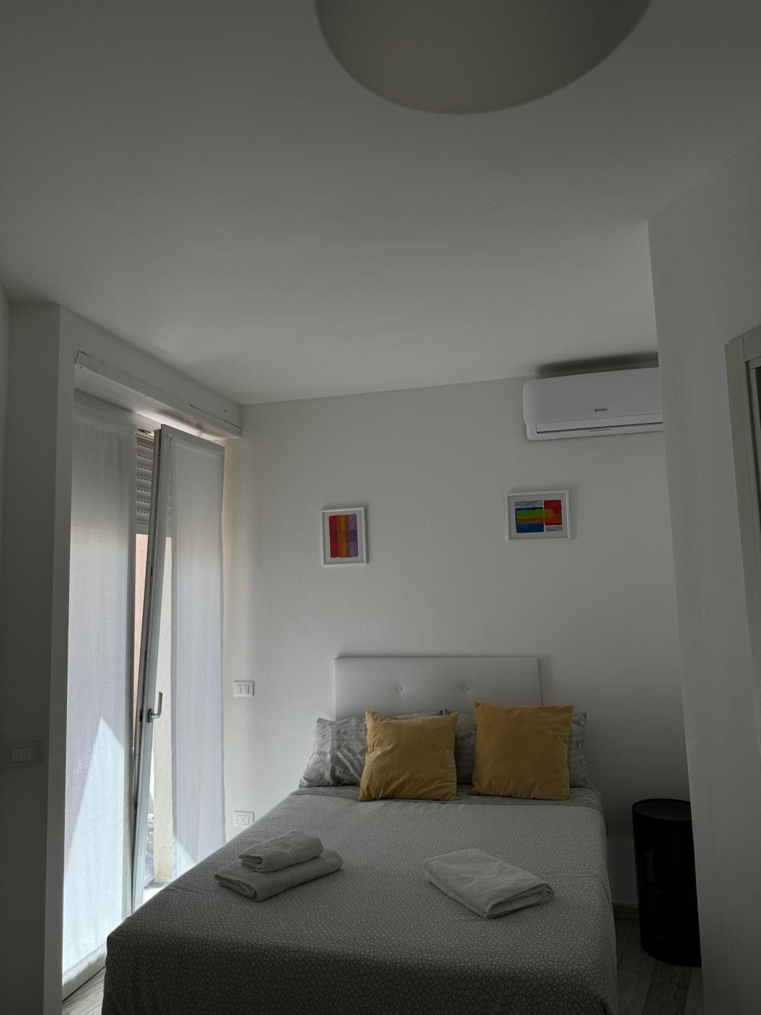 Apartment Four Bedroom In The Centre Of The Mailand