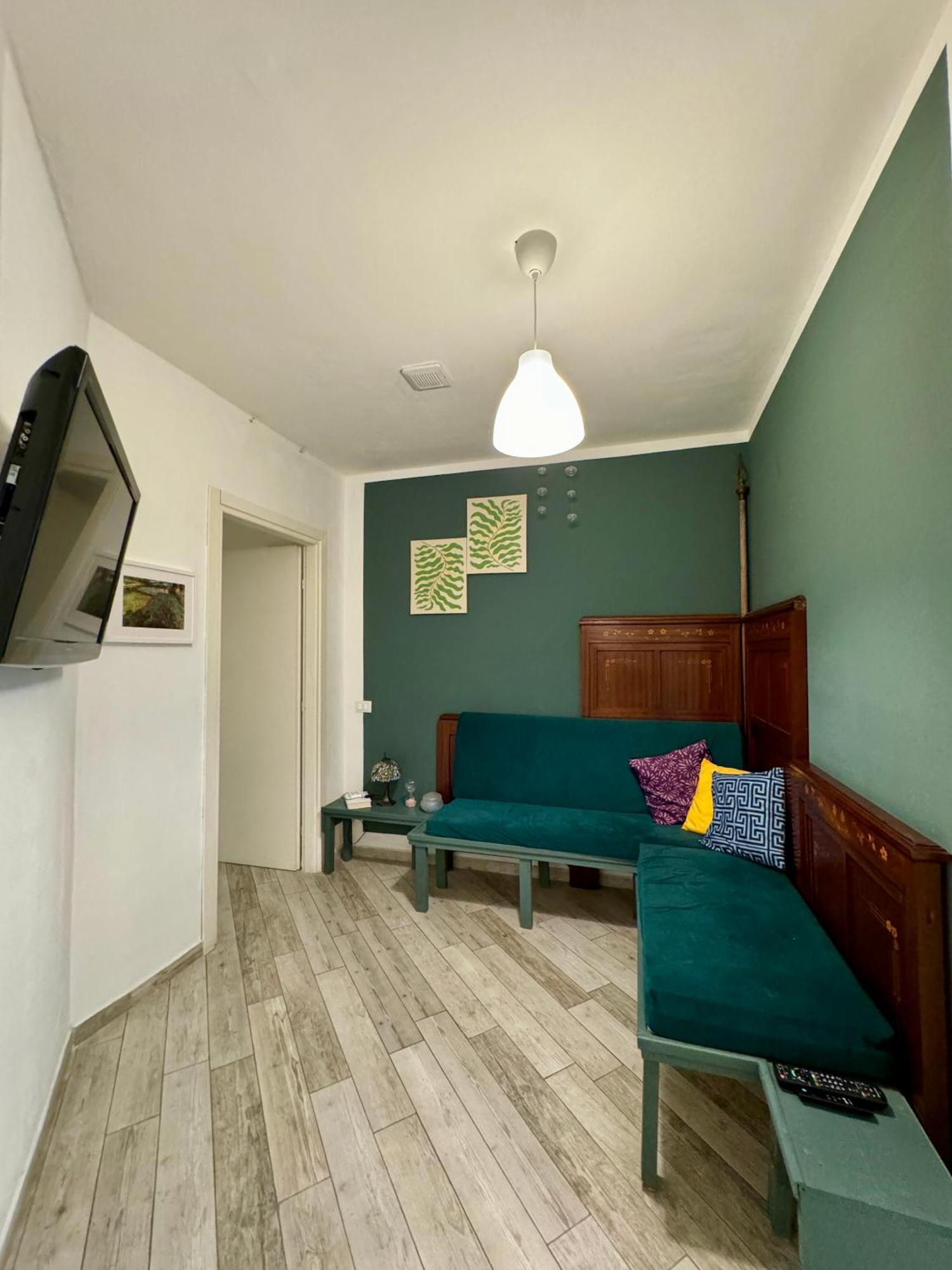 Apartment Four Bedroom In The Centre Of The Mailand