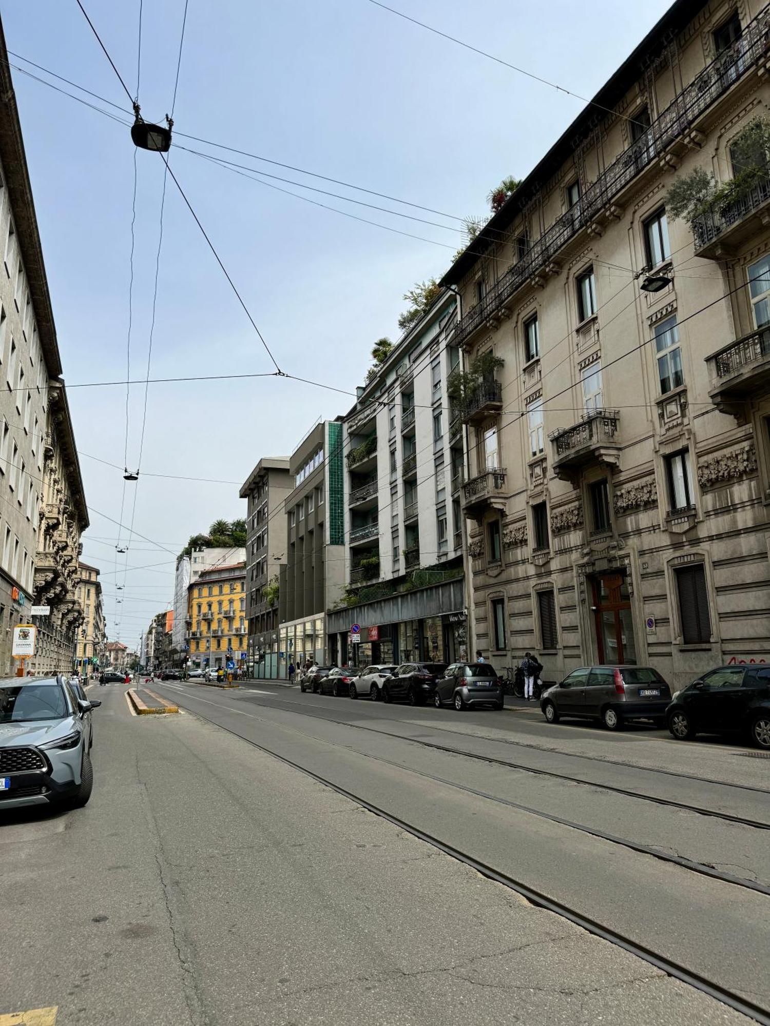 Apartment Four Bedroom In The Centre Of The Mailand